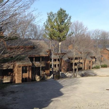 Summit Village Bellaire Extérieur photo